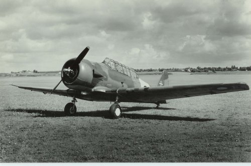 Harvard IIB 314 på Flyvestation Værløse ca. 1950